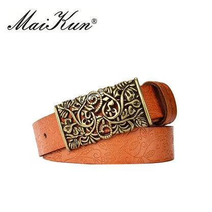 New Fashion Quality Leather Belts for Woman Vintage Floral Curved Hollow Out Metal Buckle Wide Female Belts