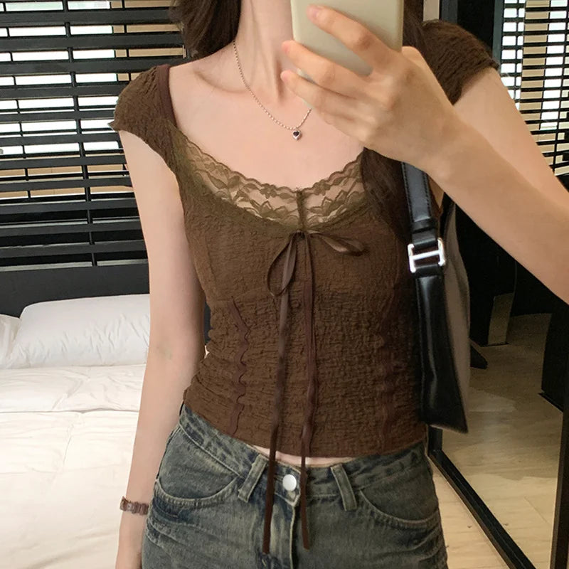 Lamuusaa Coquette Crop Top y2k Clothes Women Solid Color Lace Trim V Neck Cap Sleeve Backless T Shirt with Bow Decor Streetwear