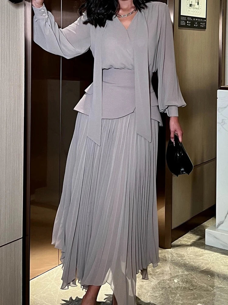Sexy V-neck Long Skirt Matching Vest Outfits 2025 Fashion Hight Waist Solid Color 3Pc Suit Women's Elegant Pleated Commuting Set