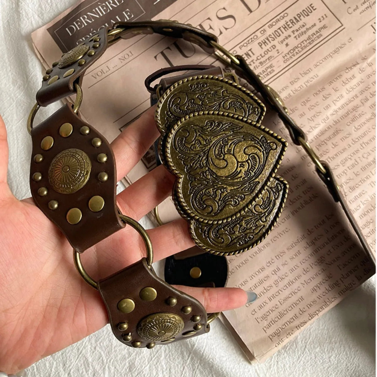 Vintage Bohemian style carved wide belt with heart-shaped buckle and rivet details, versatile pants belt suitable for daily