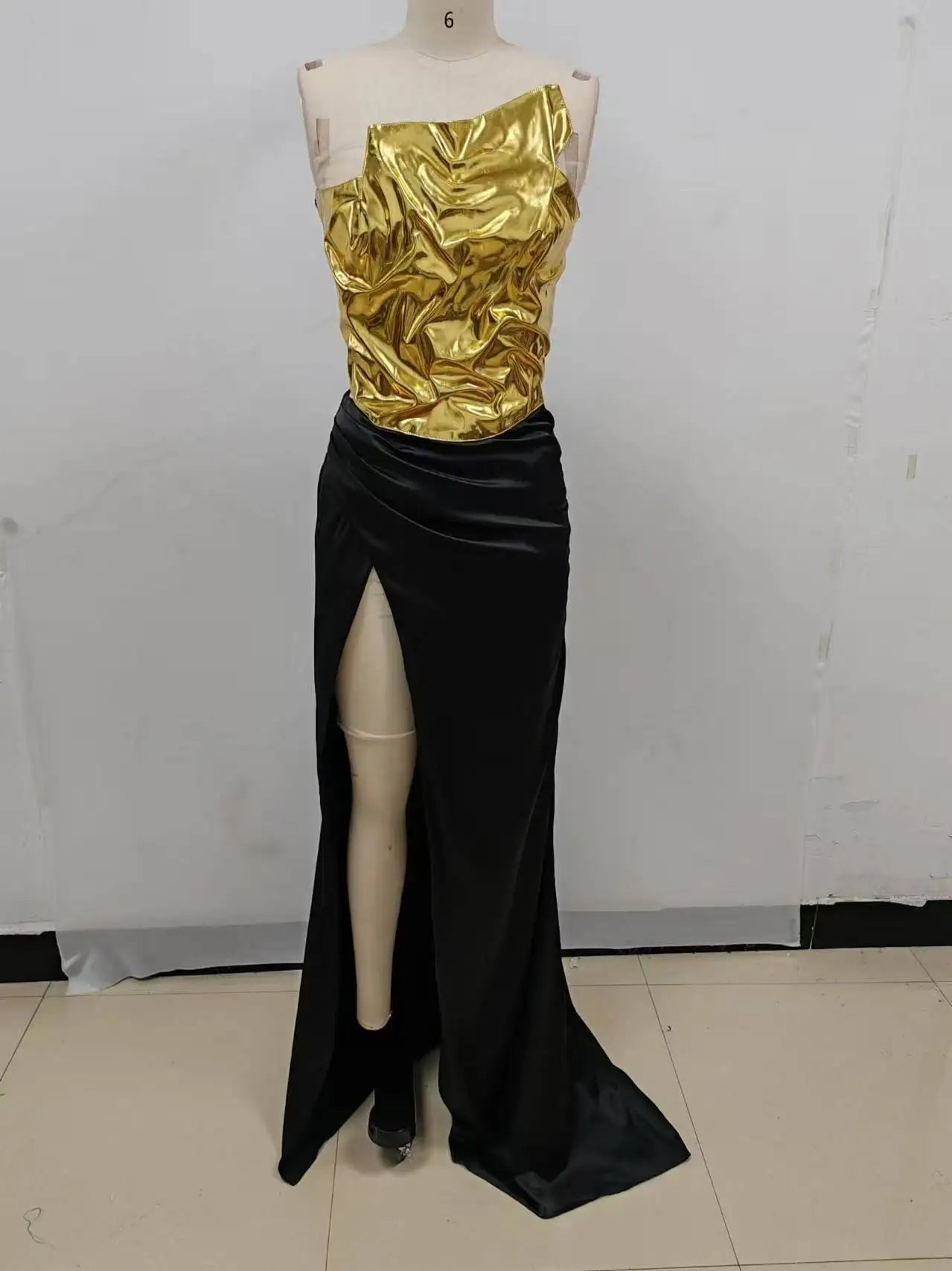 2024 New Arrival Women Gold Color Sexy Laced-up Tops 2 Pieces Bodycon Floor-Length Dress Celebrate Evening Party Prom Dress