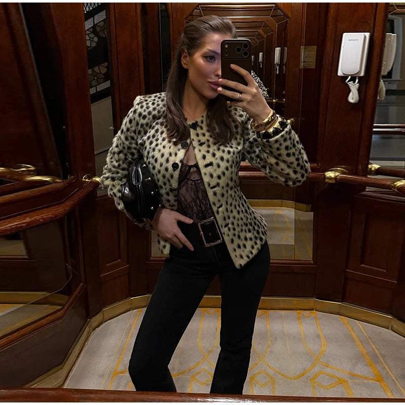 Leopard Print Cropped Jacket Round Neck Long Sleeve Button Front 2026 Spring Edgy Women Outerwear Fashion Chic Street Lady Coats