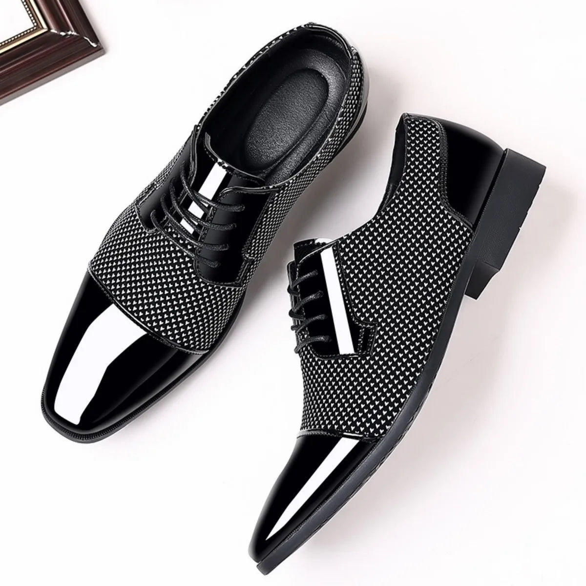 Men's Dress Shoes Classic Lace-up Formal Oxfords Modern Tuxedo Business Casual Scale Pattern Comfort Formal Shoes for Men