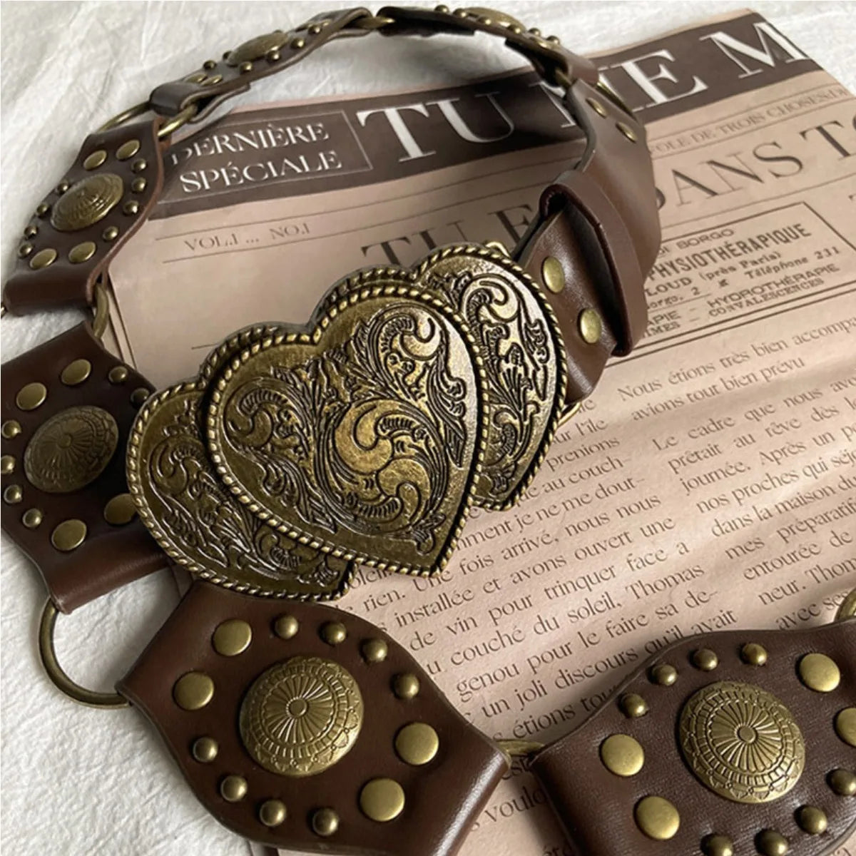 Vintage Bohemian style carved wide belt with heart-shaped buckle and rivet details, versatile pants belt suitable for daily