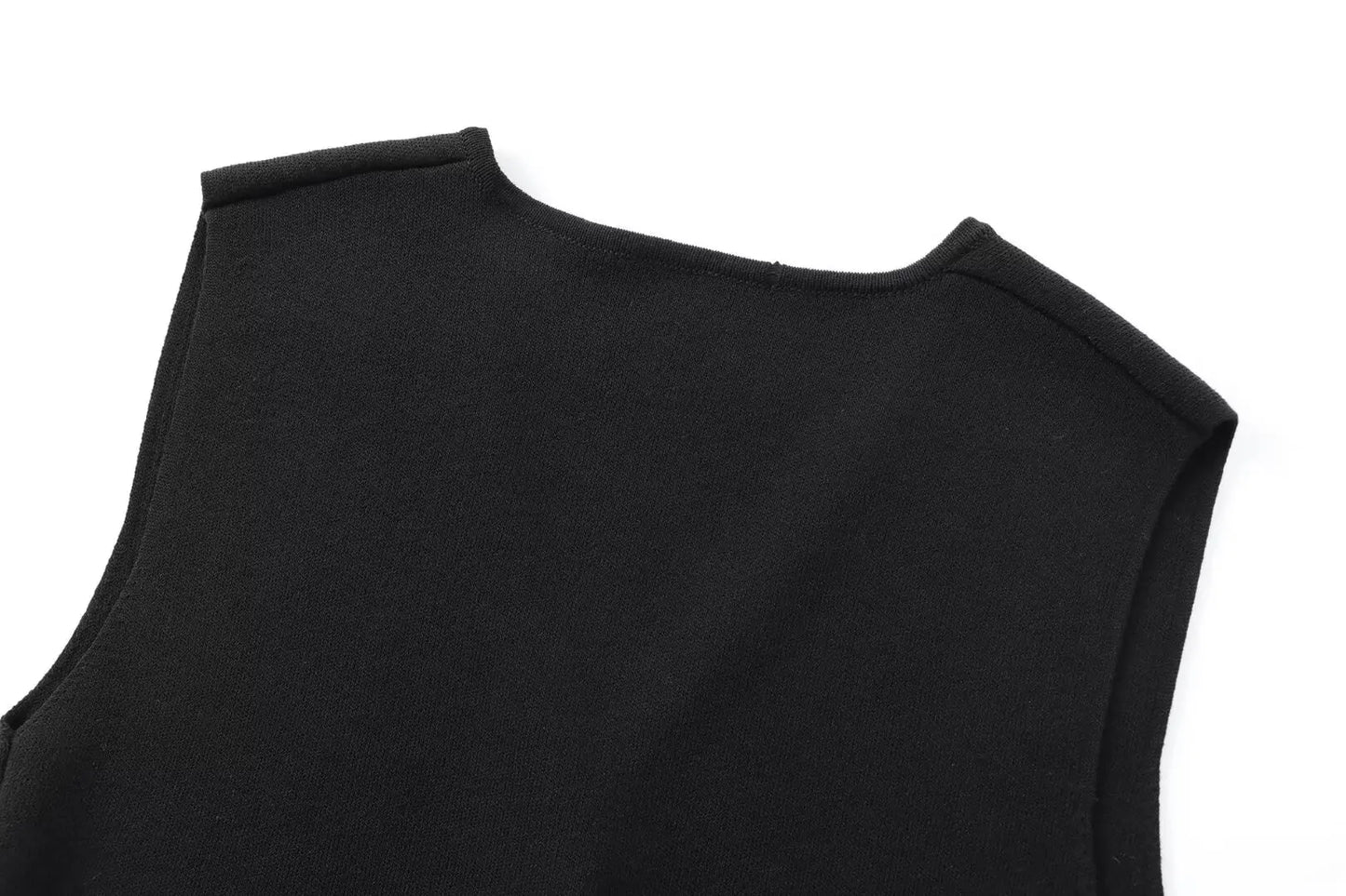 MUJER Knit Sleeveless Vests for Women White Black Cropped Vest Top Women Vintage Button Female Vest Knitted Short Vest Women